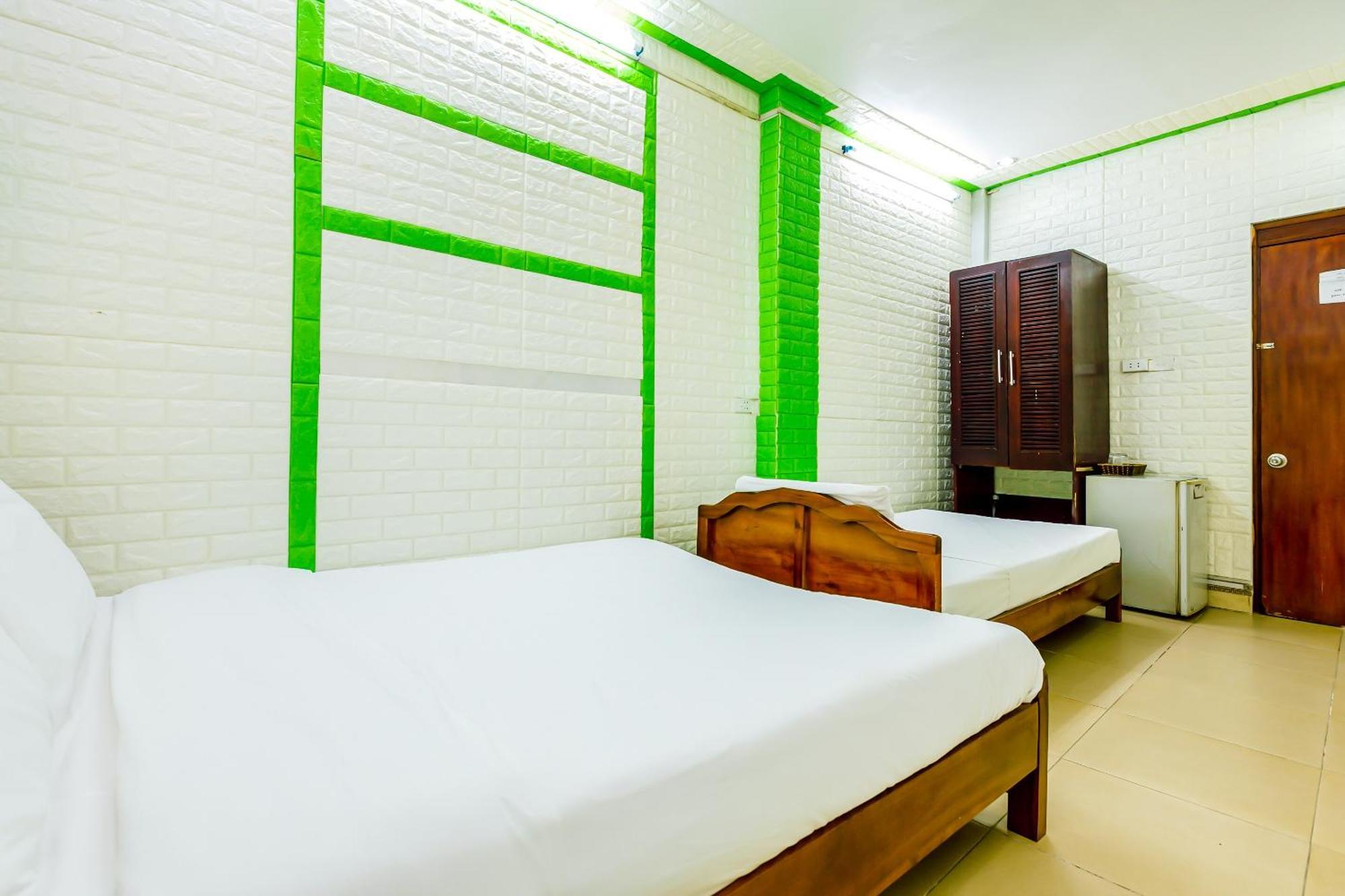 Oyo 604 Queen Hotel Spot-On Hanoi Exterior foto